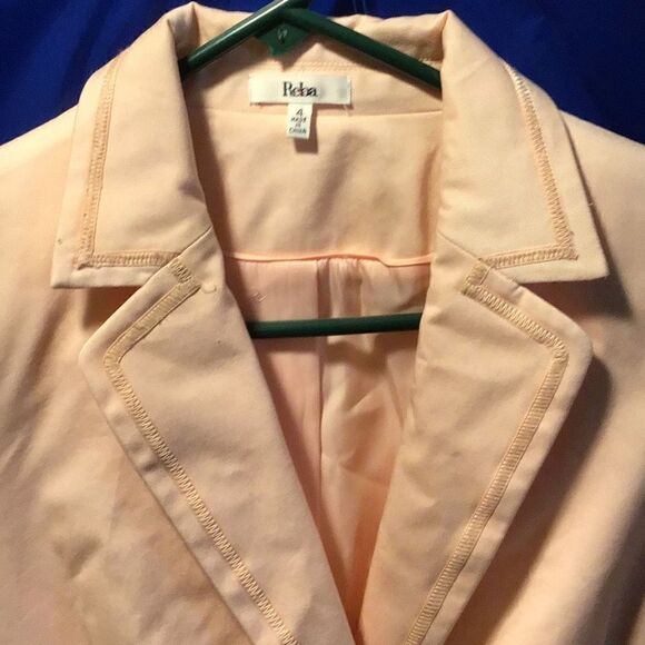 BLaser by Reba size 4 more of a peach than a pink - Picture 6 of 7
